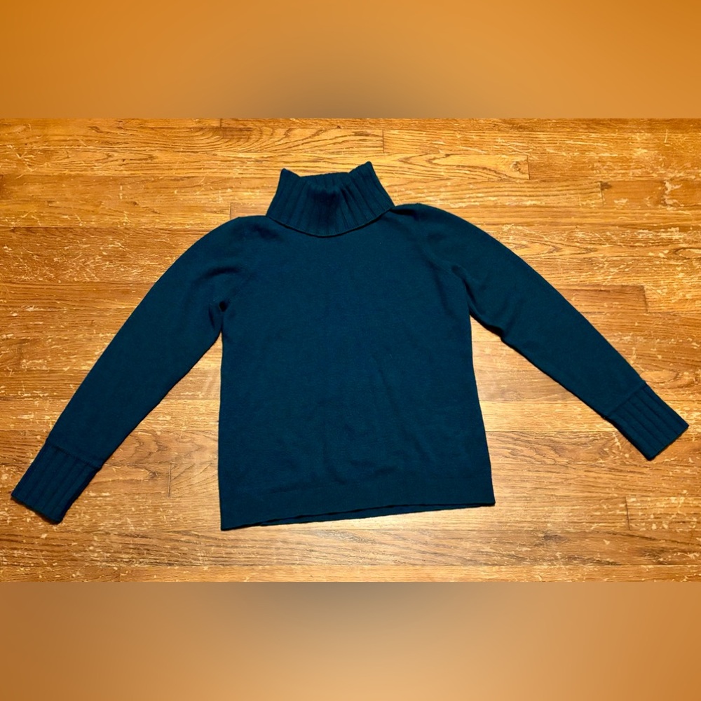 Women’s Cashmere sweater